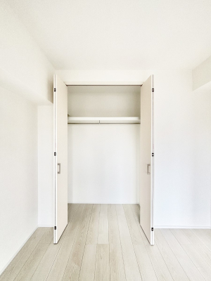 ���[ ��������ߗނ�ו��Ȃǂ̎��[�ɕ֗��ȃN���[�[�b�g�t���B