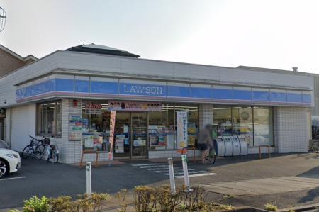 ���ӊ� �R���r�j 700m ���[�\������Ԉ�l���ړX