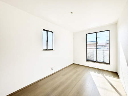 �Q�� ���邢�o���R�j�[�T�C�h�ɗm����ݒu�B�ڊo�߂̗ǂ��Q���ɁB