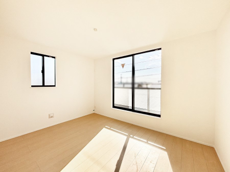 �Q�� ���邢�o���R�j�[�T�C�h�ɗm����ݒu�B�ڊo�߂̗ǂ��Q���ɁB