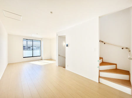 ���r���O ���r���O�K�i�A������؂ȉƑ��ƃR�~���j�P�[�V�������Ƃ��Ƒ��v���̊Ԏ��