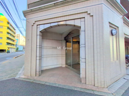 �G���g�����X -