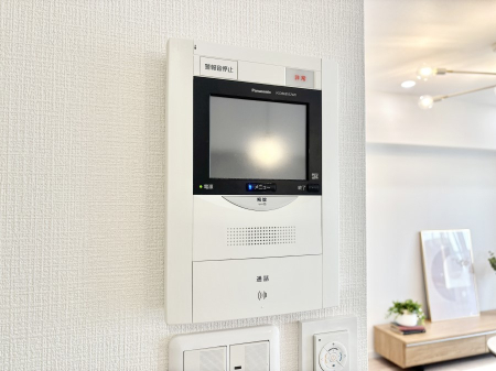 ���̑����� TV���j�^�[�t���Ŗh�Ɩʂ����S�ł��B