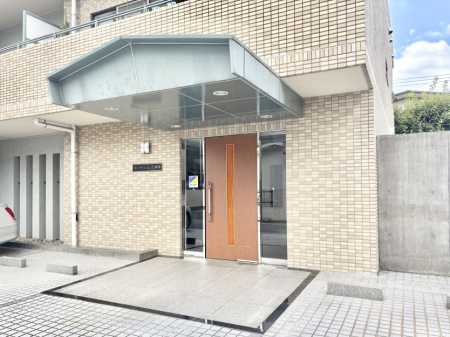 �G���g�����X �������������͋C�̃G���g�����X