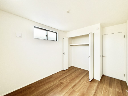 �q������ ���q���܂̂������Ƃ��Ă��I�ߗނ̐������ڂɕ֗��ȃN���[�[�b�g�t���̗m���B