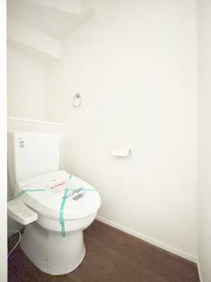 �g�C�� �g�C���͈��S�̂Q�ӏ��I���̃o�^�o�^������S�ł��B