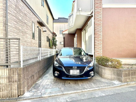  �����Ɍ������Ȃ����ԃX�y�[�X�B