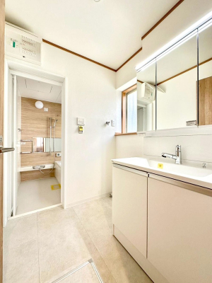 ���ʑ�E���ʏ� ���邢���ʏ��͖����̐g�x�x���y�����ł����Ⴂ�����ł��B