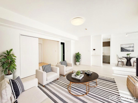 ���r���O �������������͋C�̂k�c�j�͉Ƒ��݂�Ȃ̉��K��ԁ@���Ƌ��CG�ł�