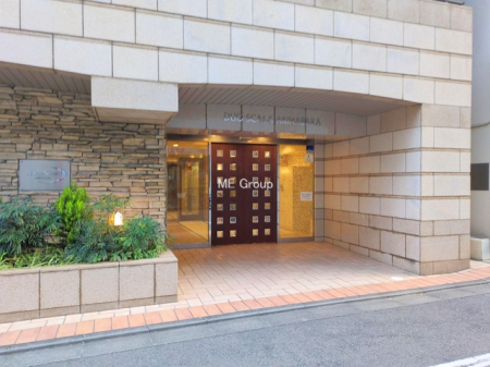 �G���g�����X -