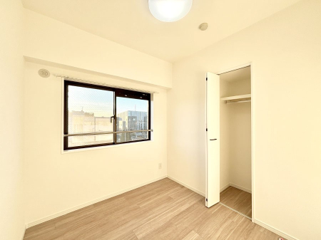 �Q�� ���[���[�����Ă���̂ŋ��Z�X�y�[�X���L�X�g���܂�  