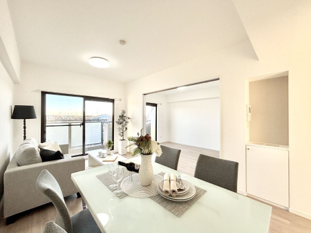 ���̑����� �傫�ȑ����炽���Ղ�̗z���ƕ����������郊�r���O  