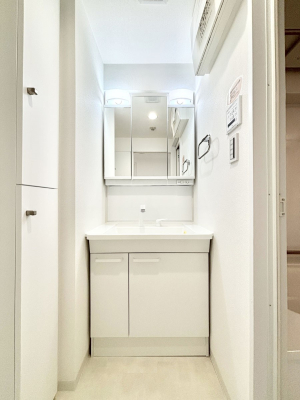 ���ʑ�E���ʏ� ������������ʉ��ώ��Œ��̐g�x�x�����K  