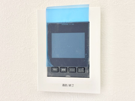 ���̑����� TV���j�^�[�t���C���^�[�t�H���Ŗh�Ɩʂ����S�ł��B