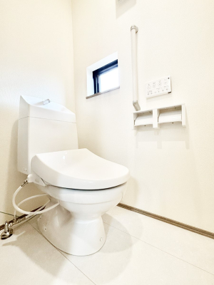 �g�C�� �g�C���͈��S�̂Q�ӏ��I���̃o�^�o�^������S�ł��B