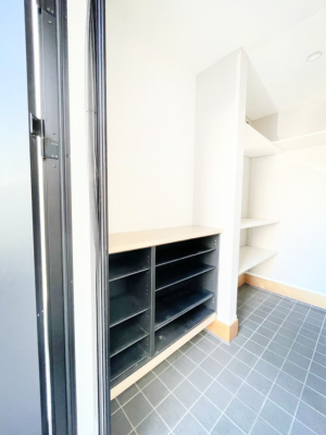 ���� �U�炩�肪���Ȍ��ւ��X�b�L���̌��֎��[�t