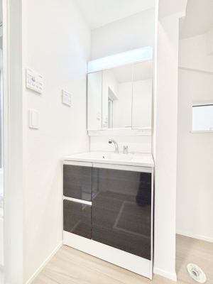 ���ʑ�E���ʏ� �傫�����₷���O�ʋ��Ő�����������ʑ�́A�g�����Ȃ݃`�F�b�N�┧�̂������ɂ������߂ł��B 