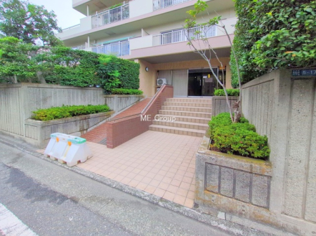 �G���g�����X -