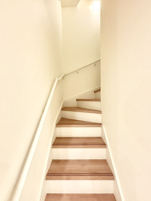 ���̑� ���S�����l�����K�i�ɂ͎肷���ݒu���Ă��܂�