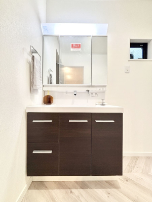 ���ʑ�E���ʏ� �傫�����₷���O�ʋ��Ő�����������ʑ�́A�g�����Ȃ݃`�F�b�N�┧�̂������ɂ������߂ł��B 