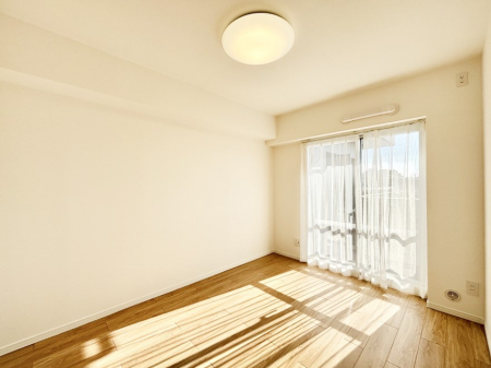 �q������ ������̂₳���������S�n�悢�v���C�x�[�g���[��