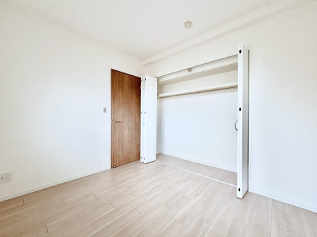 �q������ ���[���[�����Ă���̂ŋ��Z�X�y�[�X���L�X�g���܂�  