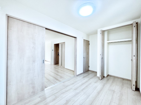 �q������ ���r���O���̗m���͈����˂��J����΃��r���O�ƈ�̂ɁB����ΓƗ������m���ɁB