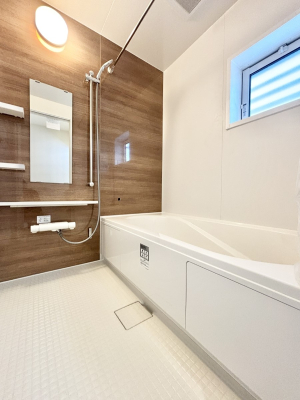 ���� ����̔�����₷��؂ȃo�X�^�C���B�������Ƃ����C���y����Ŕ����Ƃ肽���ł��ˁI  