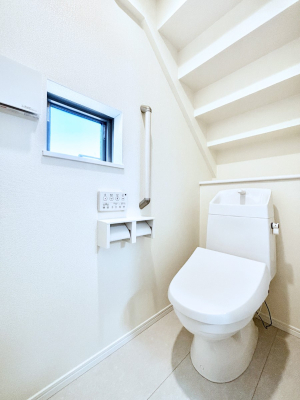 �g�C�� �E�H�V�����b�g�t���g�C����1�K��2�K���ꂼ��ɔz�u����Ă��ĂƂĂ��֗��ł��B 