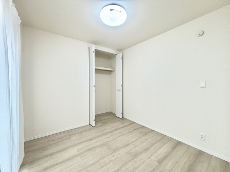 �q������ �q�������ɂ��������߂Ȏ��[�X�y�[�X�����Ղ�̋���