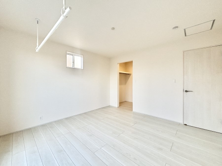 �Q�� �E�H�[�N�C���N���[�[�b�g�����邨�����B�G�߂��Ƃ̓���ւ����s�v�ŕ֗��ł��I