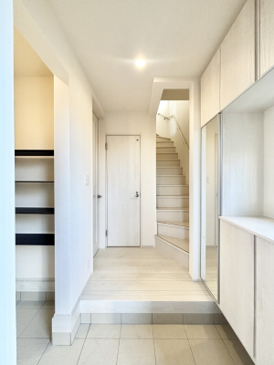 ���[ ���I�������y�Ԏ��[�B�J���x�r�[�J�[�E�O�V�ѓ���Ȃǂ��u����̂ŕ֗��ł��ˁB