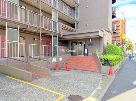 �G���g�����X -