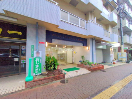 �G���g�����X -