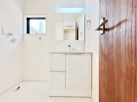 ���̑� �L�X�Ƃ�Ƃ�̂��郉���h���[�X�y�[�X