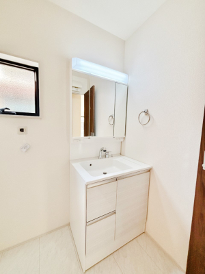 ���ʑ�E���ʏ� ���[�͂Ƌ@�\���ɗD�ꂽ���ʉ��ϑ�@