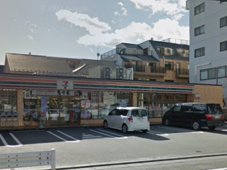 ���ӊ� �R���r�j 130m �Z�u��-�C���u�� �����q�q���R���ړX