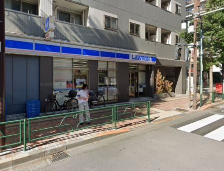 ���ӊ� �R���r�j 180m ���[�\�� �g�V�h�������l���ړX