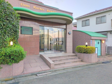 �G���g�����X -