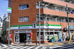 ���ӊ� �R���r�j 170m �t�@�~���[�}�[�g �V���t�X