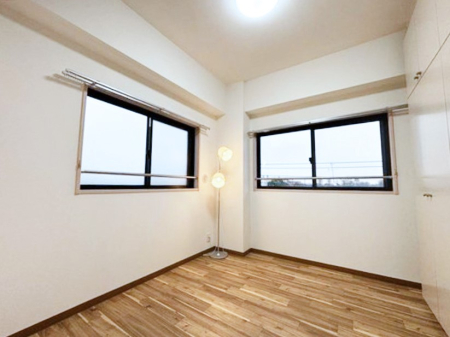 ���̑����� 2�ʍ̌��̗m���B��������荞�ޗz�����������S�̂�D������ݍ��݂܂��I