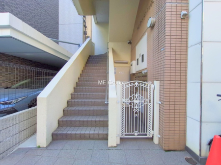 �G���g�����X -