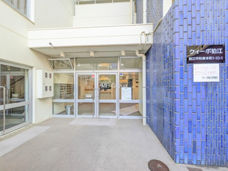 �G���g�����X -