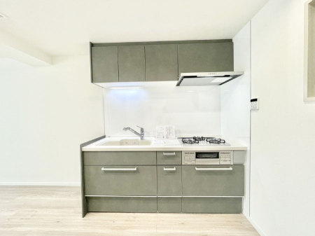 �L�b�`�� �������̂������ŉƑ��̏Ί炪�L����܂��I