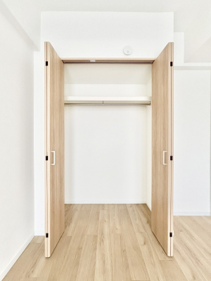 ���[ �m���N���[�[�b�g�B���s��������̂Ō���̈ߗނ�����������[�ł��܂��B