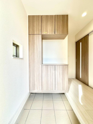 ���̑����� �����Ղ���[�ł���V���[�Y�{�b�N�X�ŉƑ��S���̌C���A���ւ�������B  