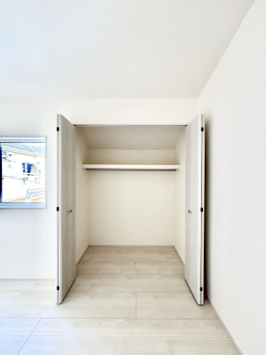 ���[ �����Ղ�̎��[�X�y�[�X�ŉ��K�ɕ�点���� 