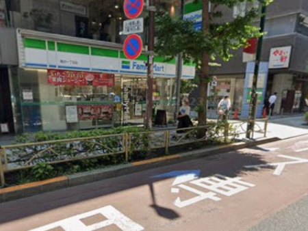 ���ӊ� �R���r�j 210m �t�@�~���[�}�[�g ���꒚�ړX