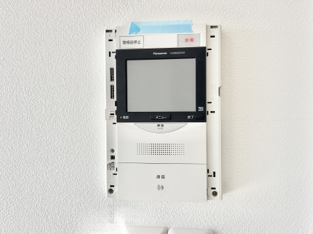 ���̑����� TV���j�^�[�t���Ŗh�Ɩʂ����S�ł��B