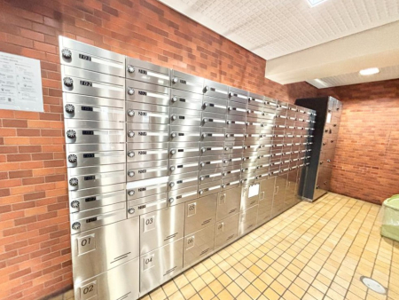 ���̑� �J�ɔG�ꂸ�ɗX�֕����󂯎��܂�